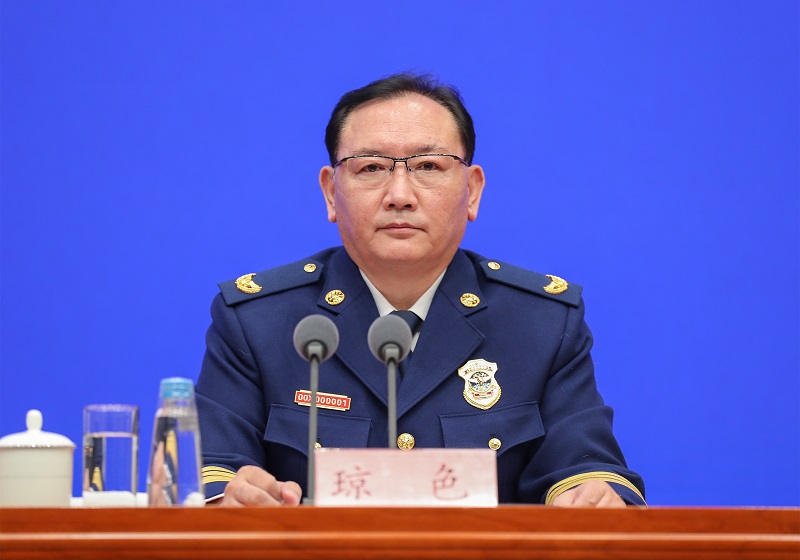 四房啪啪视频应急部党组成员、消防救援局局长琼色出席新闻发布会